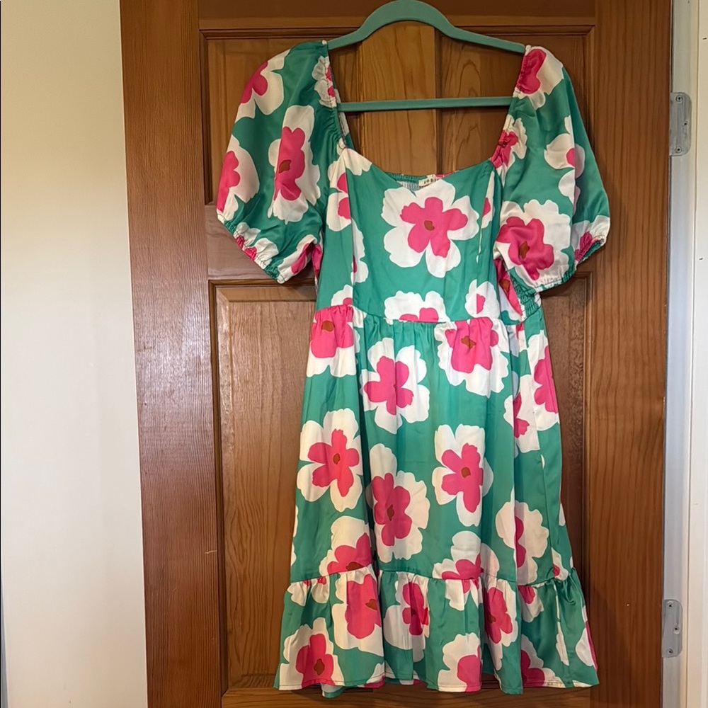 NWOT floral Dress